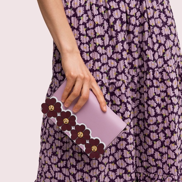 Kate Spade graphic clover appliqué chain wallet - Picture 2 of 6